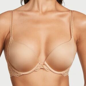NWOT Victoria’s Secret Dream Angels Smooth Lace Push Up Nude Bra Size 34F (DDD)